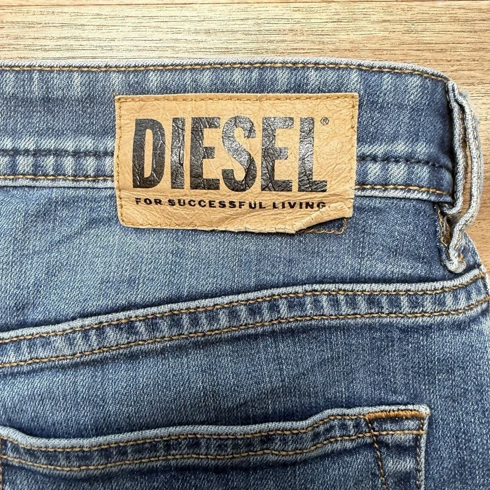 Diesel Buster Jeans‎ Men 33x32 Blue Slim Tapered Stretch Dirty Wash Ripped 082AZ